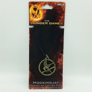 New THE HUNGER GAMES Mockingjay Exclusive Necklace Pendant Leather Cord J66